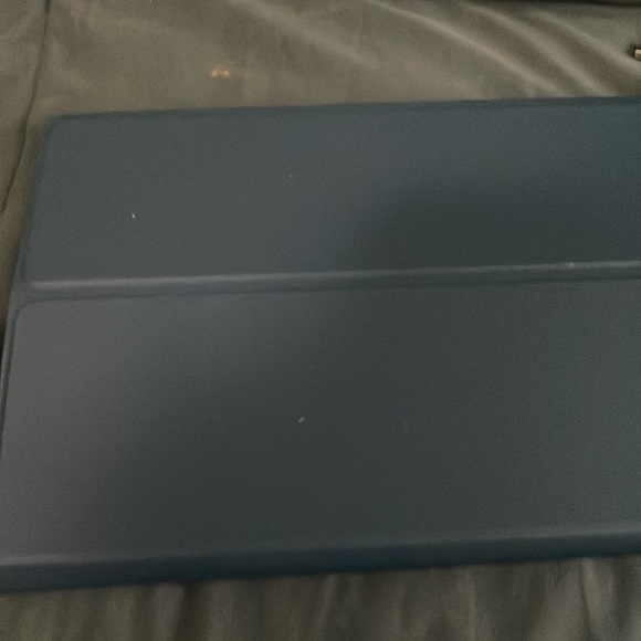 10 inc Tablet - Picture 3 of 3